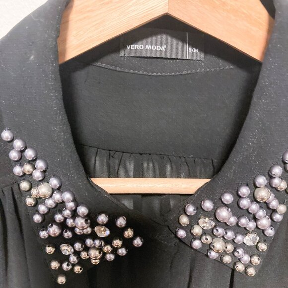 Jewel Collar Button-up Sleeveless Sheer Shirt - Picture 8 of 14